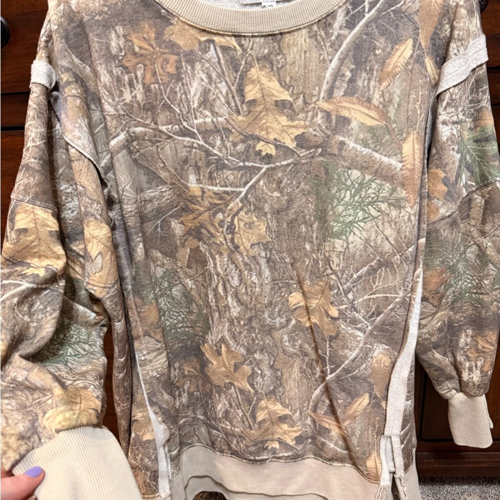 Camouflage high/low Crewneck